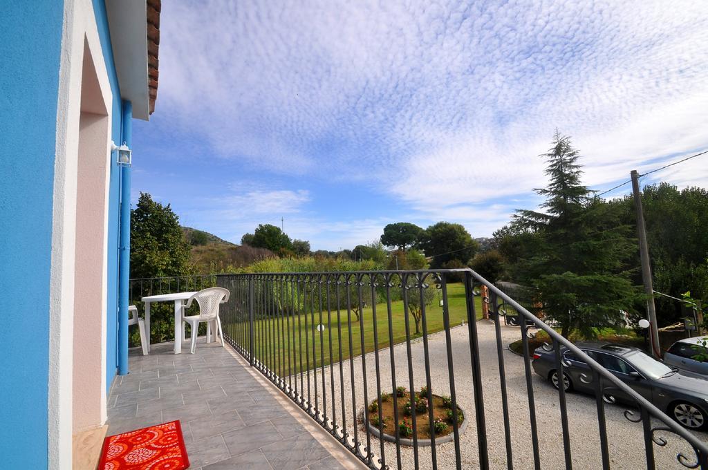 Appartamento La Casa Blu Mirabella Imbaccari Esterno foto