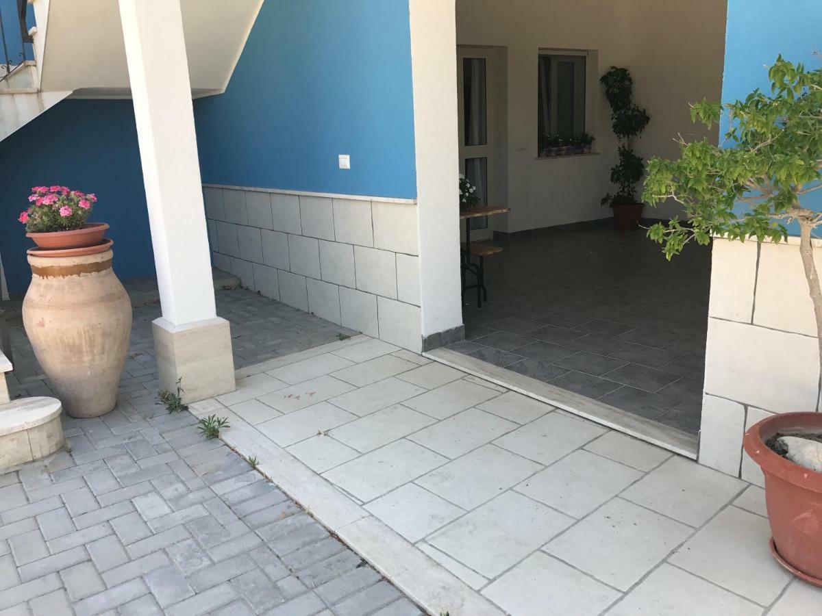 Appartamento La Casa Blu Mirabella Imbaccari Esterno foto